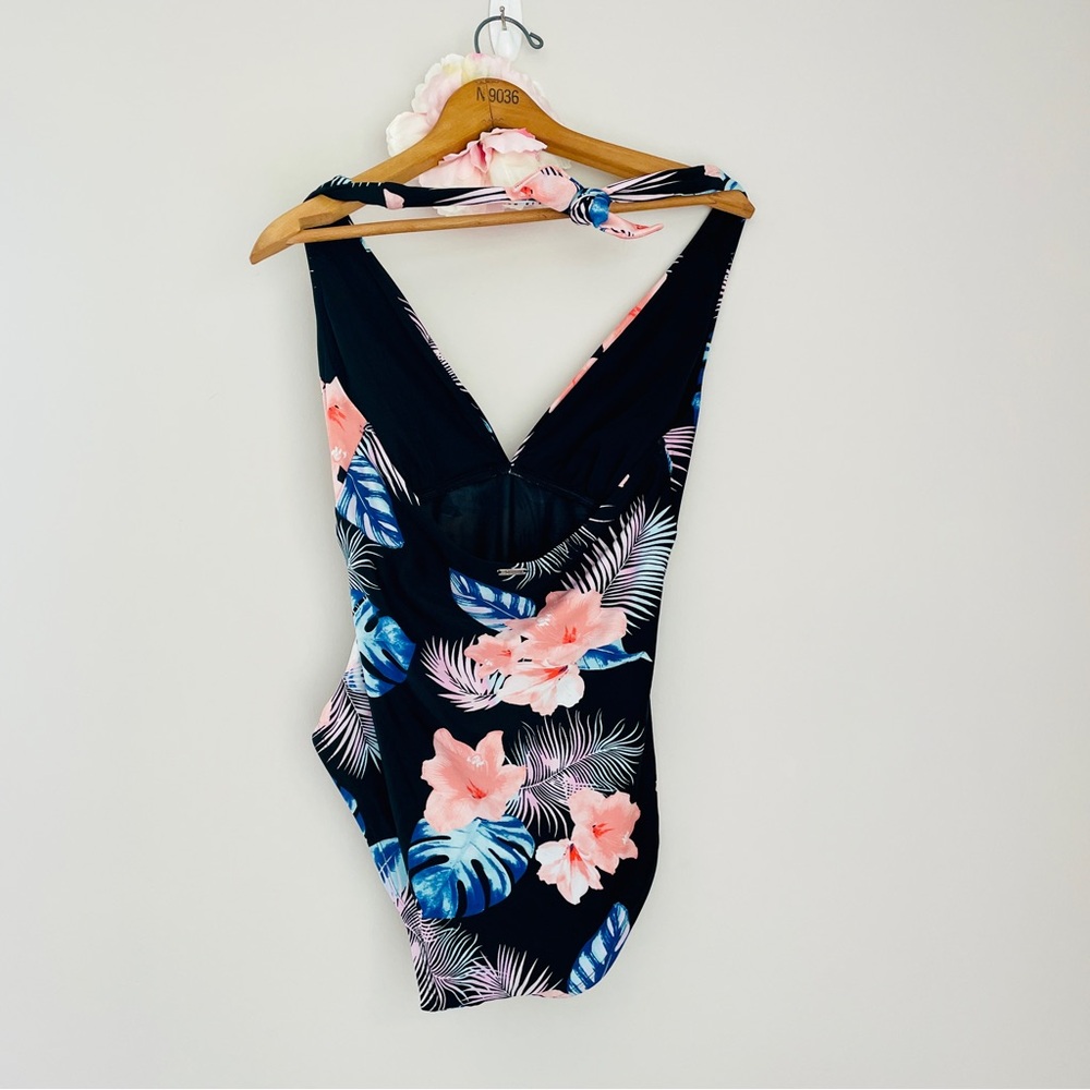 DKNY Black One-Piece Swimsuit Black Vibrant Tropical Floral Accents Large - Picture 7 of 9